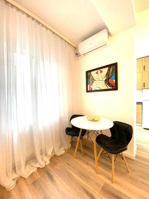 Hot Spot - Apartment - Sanador Victoriei Бухарест Екстер'єр фото